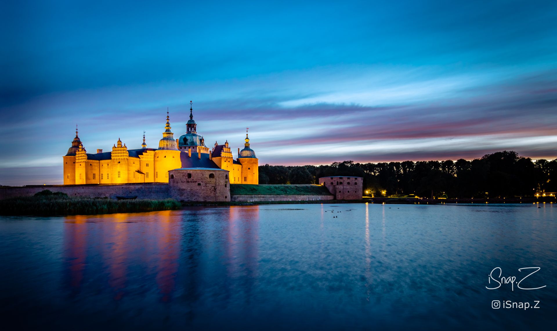 Kalmar Castle at Night, Sweden